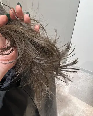 ミディアム カラー ヘアアレンジ 暗髪カラー🫐パーマ おくだりんかのヘアスタイル