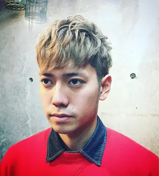 ショート カラー メンズ 及川 光のヘアスタイル