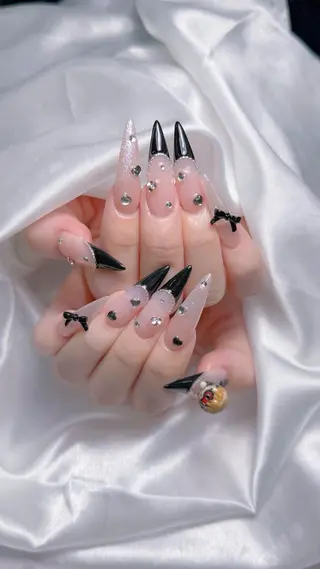 ネイル LEELA NAIL STUDIOのネイルデザイン