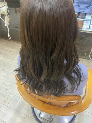 ロング 鈴木 琴乃のヘアスタイル