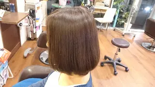 ミディアム カラー 井上 涼花のヘアスタイル