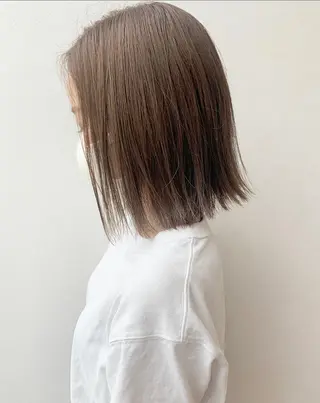 ショート カラー 透明感♡︎♡︎ 佐々木早苗のヘアスタイル