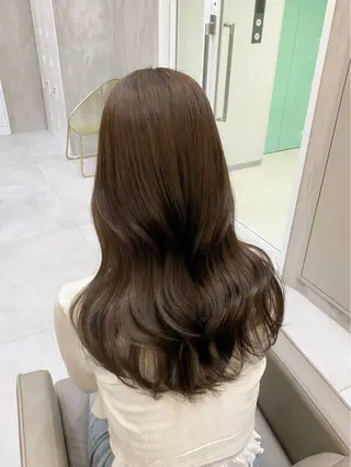 セミロング カラー ヘアアレンジ 赤み消し🫧韓国ヘア 🫧藤岡誠也のヘアスタイル