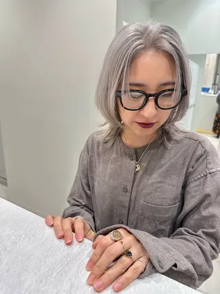 ミディアム SALOWIN me＋店所属・半個室サロン🫧 ササキアヤカのヘアスタイル