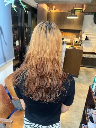 ロング パーマ 松原 樹里のヘアスタイル