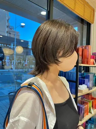 ショート カラー 似合わせ レイヤー須川のヘアスタイル