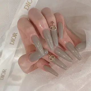 ネイル SALON ELVI.のネイルデザイン