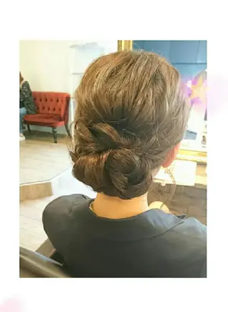 ロング ヘアアレンジ RU RIのヘアスタイル