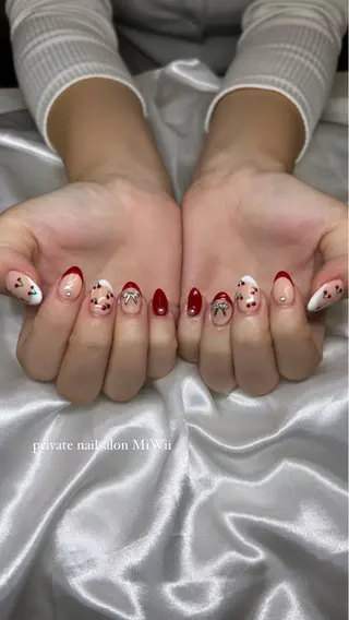 ネイル 𝐧𝐚𝐢𝐥 𝐌𝐢𝐖𝐢𝐢のネイルデザイン