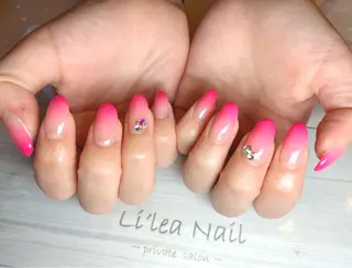ネイル Li'leaNail AINAのネイルデザイン