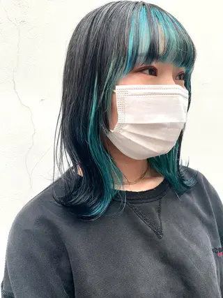 ミディアム カラー よしだ とおいのヘアスタイル