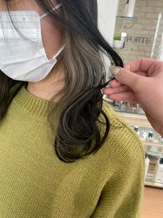 セミロング カラー ヘアアレンジ 透明感カラー 古山 結季🌙🖤のヘアスタイル