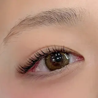 マツエク・マツパ lys加古川店所属・lys ユラのマツエク・マツパデザイン