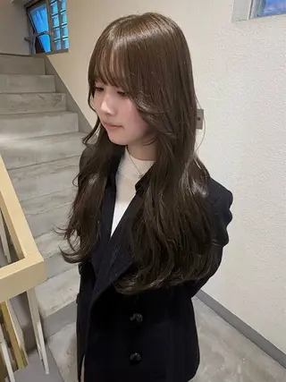 ロング カラー siki yuikaのヘアスタイル