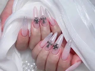 ネイル 🎀M nails✨ ビューティーのネイルデザイン