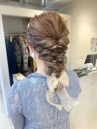 セミロング ヘアアレンジ Aya　ブリーチなし 🌱　ダブルカラーのヘアスタイル