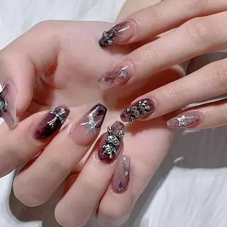 ネイル Queens ゲンのネイルデザイン