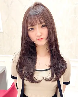 セミロング 大阪ウルフカット 🐺デザインカラーのヘアスタイル