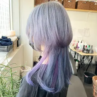 セミロング カラー RU RIのヘアスタイル