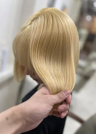 ミディアム カラー 🩷モテるハイトーン 🩷ブリーチ特化🩷のヘアスタイル