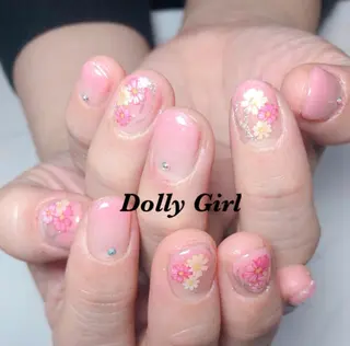 ネイル DollyGirl KYOKOのネイルデザイン
