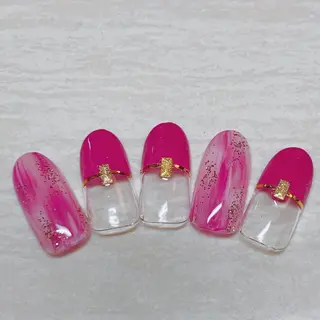 ミディアム .. momoko🕊のネイルデザイン
