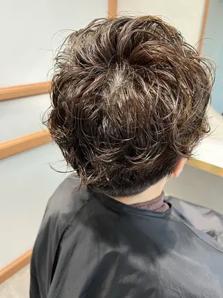 ショート パーマ 小松 真唯子のヘアスタイル