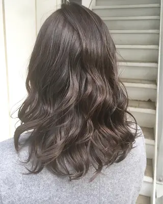 セミロング カラー ヘアアレンジ 榎園 由美のヘアスタイル