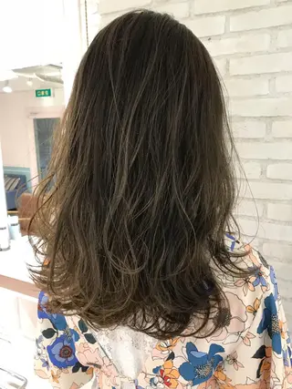 ロング カラー パーマ ヘアアレンジ キッズ マツエク・マツパ レイヤー＆カラー 人気美容師倉崎涼のヘアスタイル
