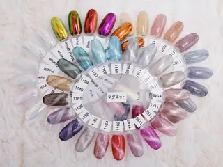 ネイル Tiary Nail Fのネイルデザイン
