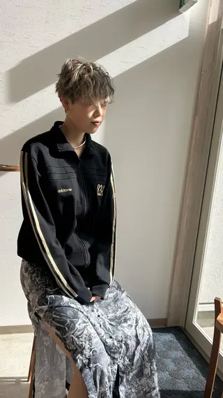 ショート カラー ヘアアレンジ 根石 結菜のヘアスタイル