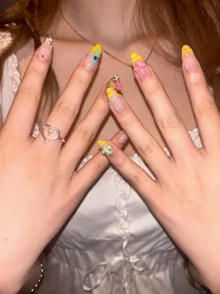 ネイル 海外ネイル u4me🦄💜のネイルデザイン