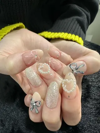 ネイル 個性派ネイル 🌼 ハルカ ♡の眉毛・アイブロウイメージ