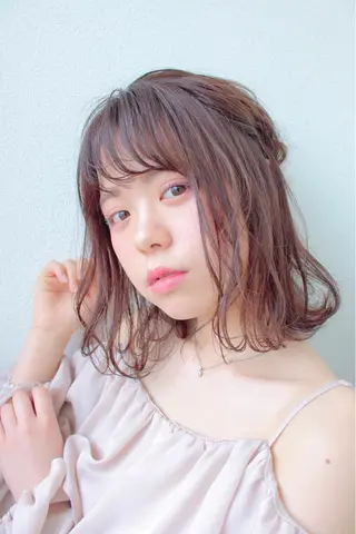ミディアム カラー ヘアアレンジ 立川 奈那子のヘアスタイル
