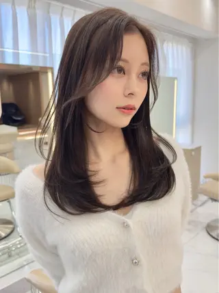 セミロング カラー 縮毛矯正✨🫧 レイヤー川村利幸のヘアスタイル