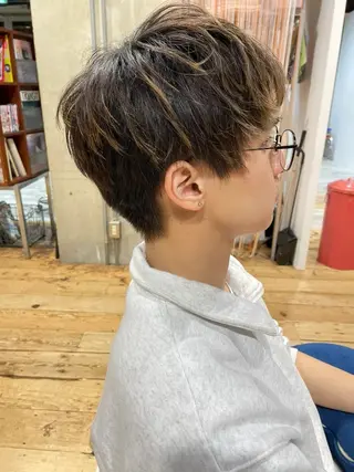 ショート メンズ 🪿透明感/艶カラー ﾜﾀﾅﾍﾞｱｵｲのヘアスタイル