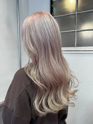 ロング 矢場町/ダブルカラー /レイヤー/アリサのヘアスタイル