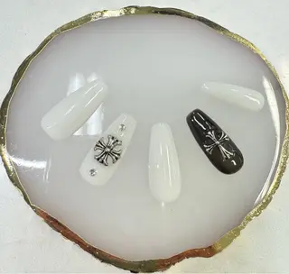 ネイル Queeens nailのネイルデザイン