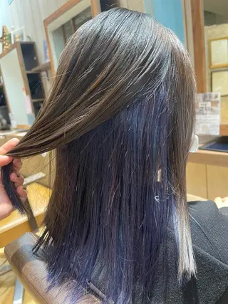 カラー バヤラー バイガルマーのヘアスタイル