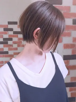 ショート ✨透明感カラー🌱 上村　舜のヘアスタイル