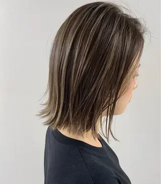 カラー BELO キエのヘアスタイル