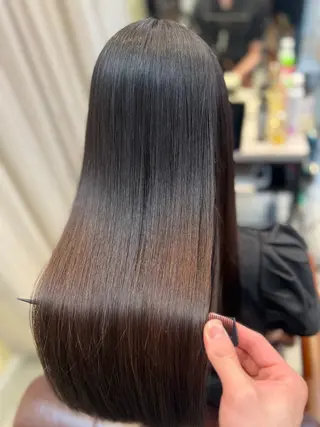 セミロング ✨白髪解決✨ HIKARIのヘアスタイル