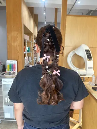 ミディアム miloc MOMOKAのヘアスタイル