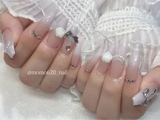 ネイル momoka🤍 四ツ橋のネイルデザイン