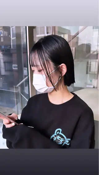 ショート カラー ササキカズマ〻透明感 〻色落ち〻赤み消しのヘアスタイル