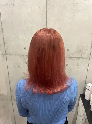 ミディアム カラー newi赤羽 HINATAのヘアスタイル