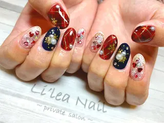 ネイル Li'leaNail AINAのネイルデザイン