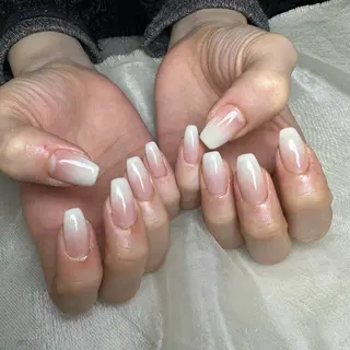 ネイル 里見 麗のネイルデザイン