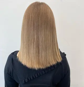 ミディアム カラー ブリーチ　ハイトーン 特化🌈フジタハルキのヘアスタイル