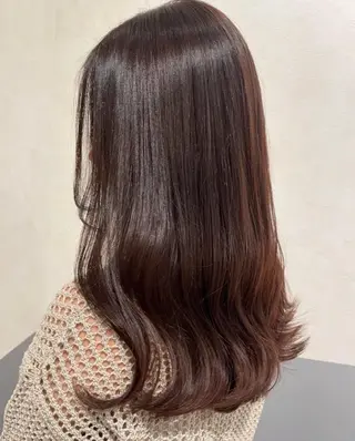 ロング 小澤 春香のヘアスタイル